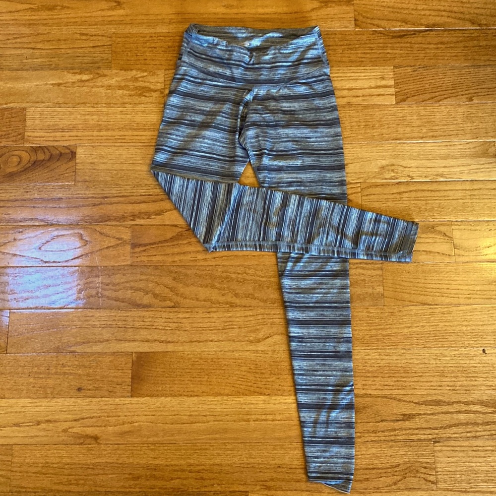 Yoga leggings striped print